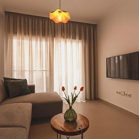 Del Mar Apartment *